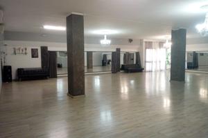 Selargius Ampio Locale Commerciale In Seminterrato