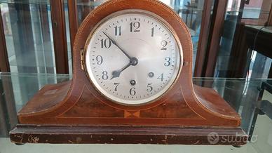 Orologio da tavolo antico con pendolo 