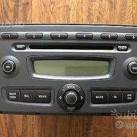 Smart 451 stereo di serie rf105