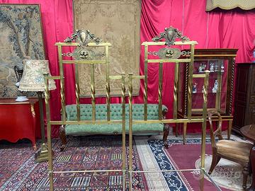 Letto in bronzo napoletano