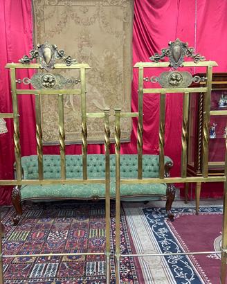 Letto in bronzo napoletano