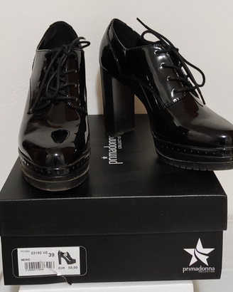 Scarpe francesine lucide nere 39
