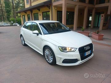 Audi A3 SPB 1.6 TDI Business S-LINE