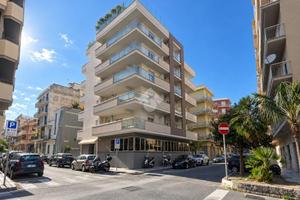 2 LOCALI A MILAZZO