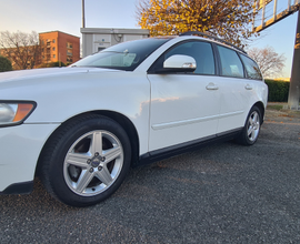 Volvo v50 tutta in ordine