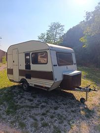 Roulotte Roller R1 4 posti con documenti 