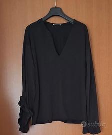 Blusa Zara nera con ruches sulle maniche
