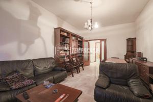 CINQUE LOCALI PANORAMICO CON GARAGE