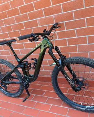 VITUS ESCARPE 27.5 