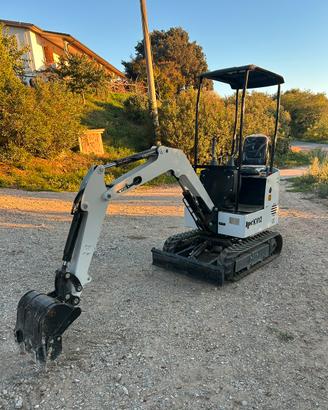 Mini escavatore 11qli
