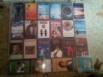 MUSICASSETTE LOTTO DA 22 PEZZI