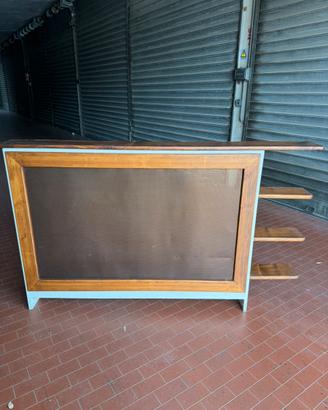 Mobile arredo copri  radiatore in legno   mensole