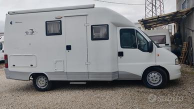 Camper Monoscocca in vetroresina 580 Campertre