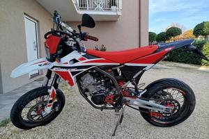 FANTIC MOTADAR 125 XMF 4T 2023