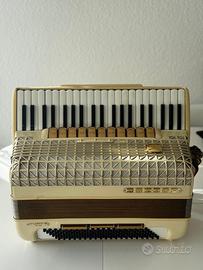 Fisarmonica Hohner Atlantic 4 DeLuxe