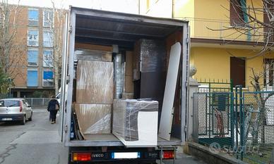 Traslochi e trasporto mobili