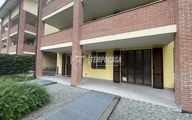 AMPIO APPARTAMENTO CON GIARDINO