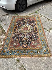 Tappeto Persiano e set di 3 scendiletto