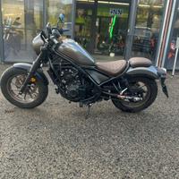HONDA CMX 500 Rebel .