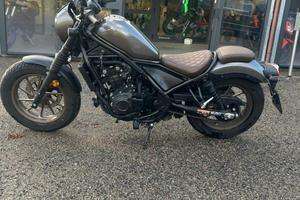 HONDA CMX 500 Rebel .