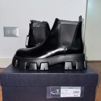 Prada Stivali Chelsea Monolith effetto spazzolato