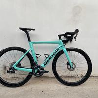 Bianchi Aria 2022 – Doppia coppia di ruote fulcrum