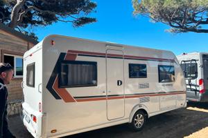 Caravan seminuova
