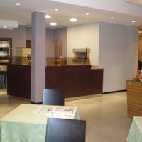 Banco Pizzeria in legno e marmo