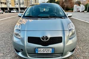 Toyota Yaris 1.4 D-4D DPF 5 porte