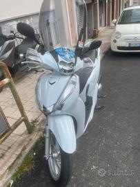 Honda sh 300 abs 2020