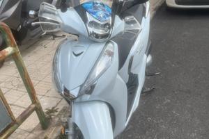 Honda sh 300 abs 2020