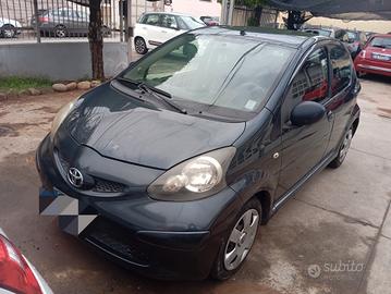 Toyota Aygo 1.0 12V VVT-i 5 porte automatica
