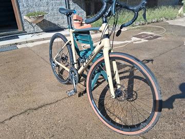 bicicletta gravel cube nuroad pro 2022