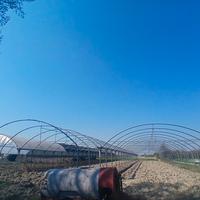 Serra agricola a tre tunnel