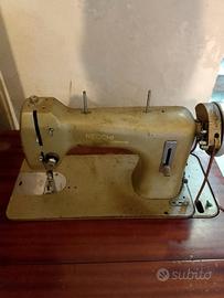 macchina per cucire  Necchi Esperia anni' 50