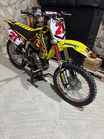 Suzuki Valenti RM 125 2000 con 17 ore