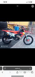 KTM da competizione praticamente nuova