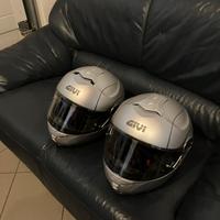 Coppia caschi moto modulri Givi
