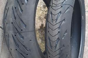 Michelin Road 5 - 120/70 e 180/55 R17