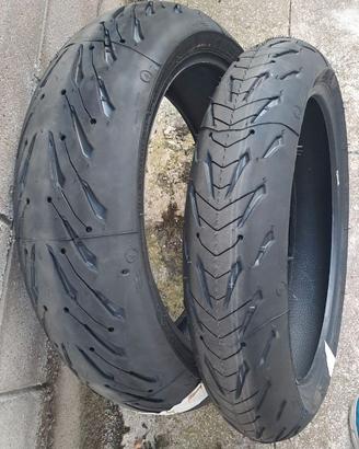 Michelin Road 5 - 120/70 e 180/55 R17