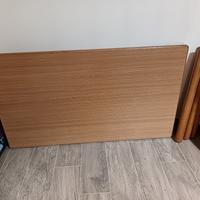 Tavolo in legno allungabile 