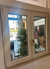 Finestra in PVC, L=1240, H=1150 VEKA