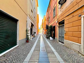 2 LOCALI A SPOTORNO