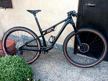 Mtb FULL 29  TRINX  taglia S boost carbon. T