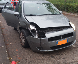 Fiat GRANDE PUNTO 1.2. 2007 BENZINA SINISTRATA