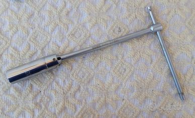 Chiave per candele usag