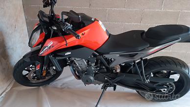 KTM 790 Duke 2024 