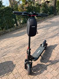Monopattino elettrico i scooter i10