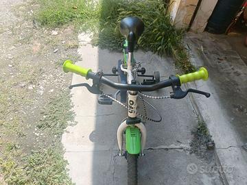 Bicicletta per bambini.