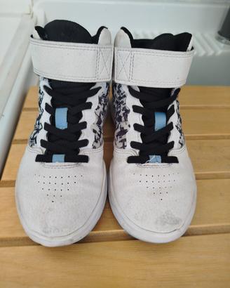 scarpe da basket per bambino nr 31 